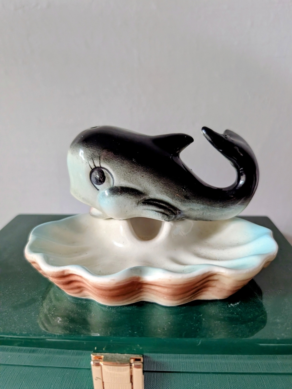 Ceramic Whale Ash Tray - Shell Trinket Dish - Jewelry, Ash Tray, Incense, Soap‎